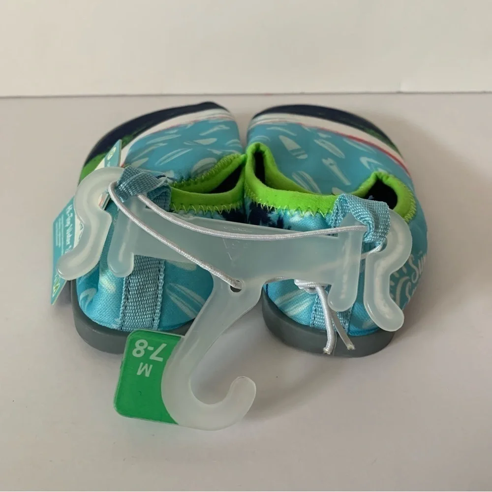 NWT. AQUA LEISURE Sun Smart Hi-Top Water Shoes